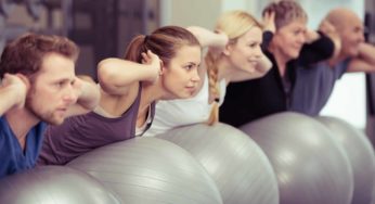 Ginnastica osteopilates: esercizi con il rullo e la palla